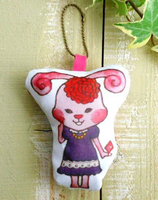 �L�������E�T�`���[��